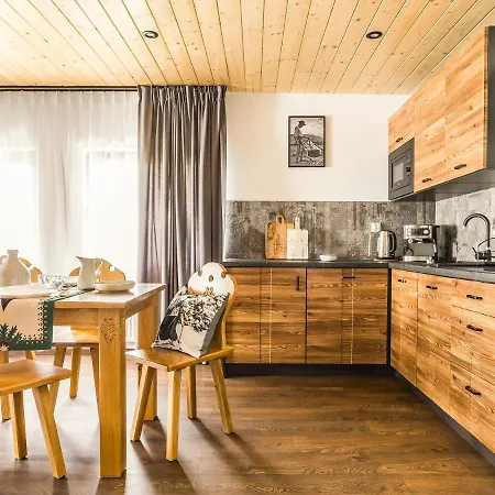 Apartament Dom Gościnny Wybraniec
